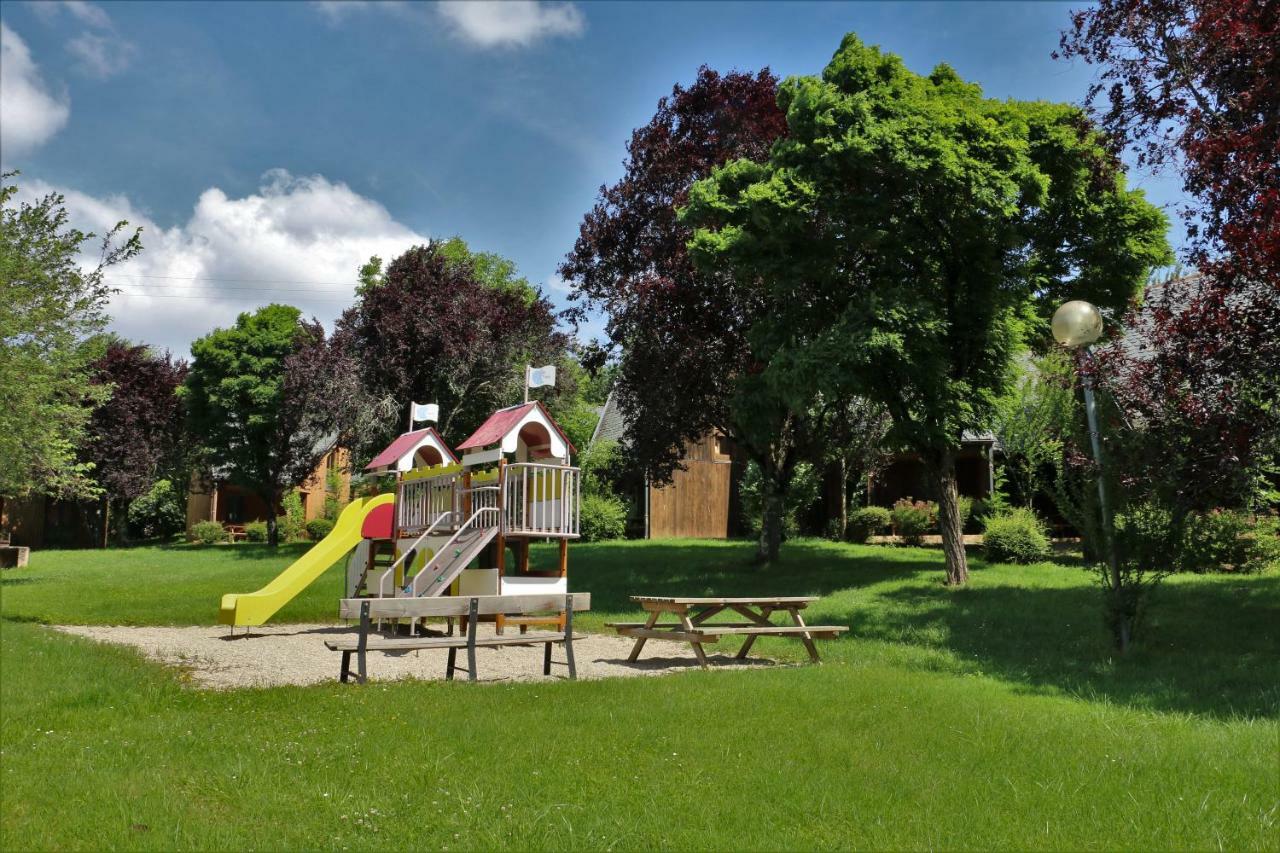 Camping Le Païsserou Najac Extérieur photo